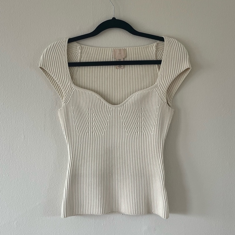 H&M Ribbed Knit Top - Picture 2 of 5